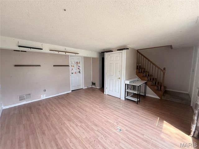 5429 Nantucket Court, High Ridge, MO 63049
