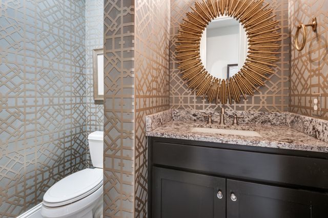 647 Fountainview Drive, Irving, TX 75039