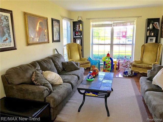 2790 Green Valley Drive, Ann Arbor, MI 48103