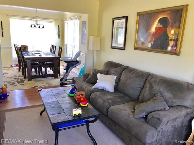 2790 Green Valley Drive, Ann Arbor, MI 48103