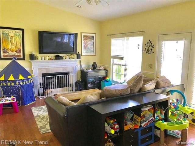 2790 Green Valley Drive, Ann Arbor, MI 48103