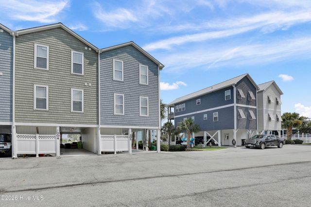 302 Vesta Court, Surf City, NC 28445