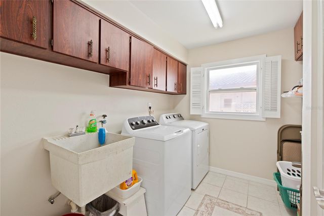 4964 SOUTH SHORE DRIVE, New Port Richey, FL 34652