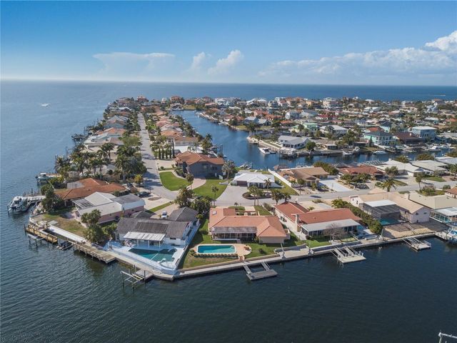 4964 SOUTH SHORE DRIVE, New Port Richey, FL 34652