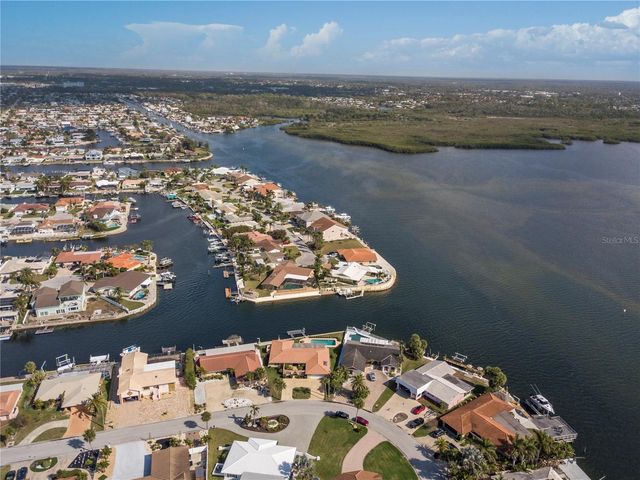 4964 SOUTH SHORE DRIVE, New Port Richey, FL 34652