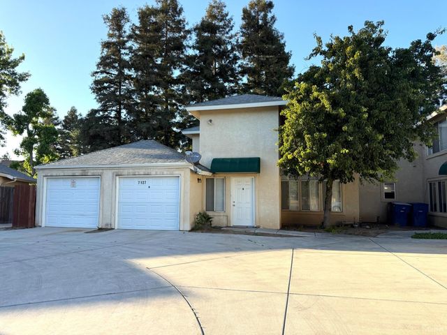 7127 N Antioch Avenue, Fresno, CA 93722