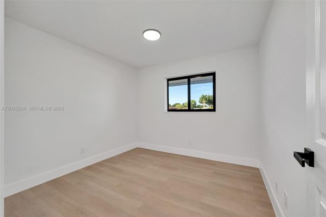 1421 NW 33rd Ave, Lauderhill, FL 33311