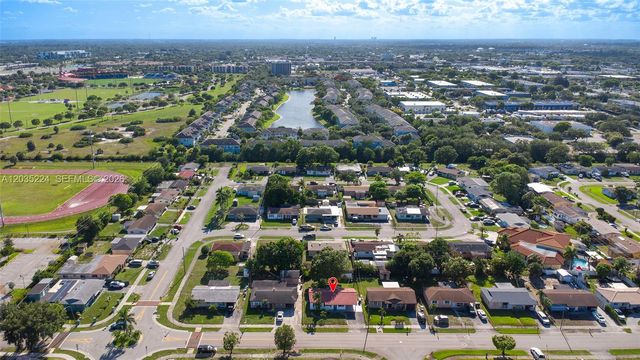 1421 NW 33rd Ave, Lauderhill, FL 33311