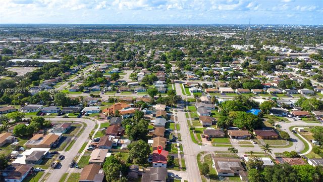 1421 NW 33rd Ave, Lauderhill, FL 33311