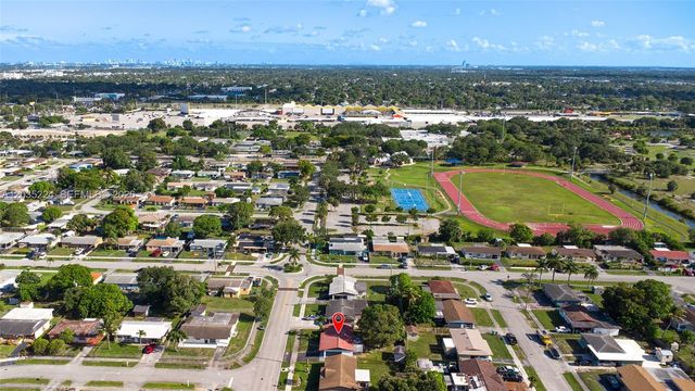 1421 NW 33rd Ave, Lauderhill, FL 33311