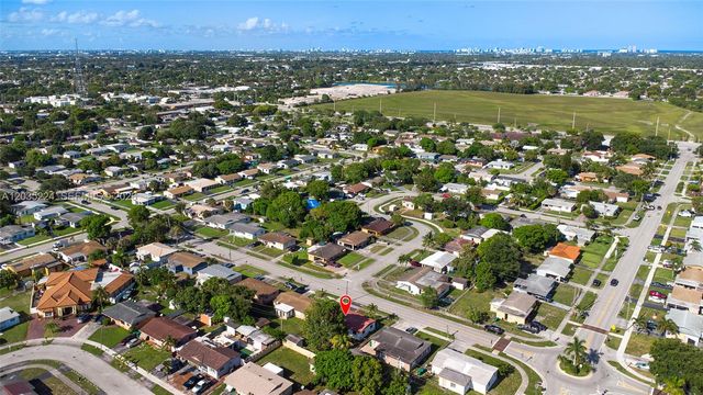 1421 NW 33rd Ave, Lauderhill, FL 33311