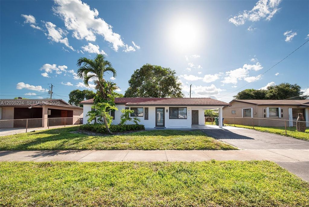 1421 NW 33rd Ave, Lauderhill, FL 33311