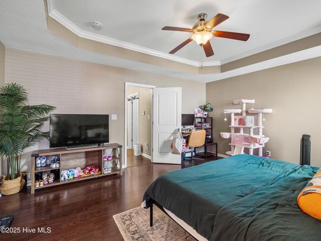 206 Riverstone Court, Jacksonville, NC 28546