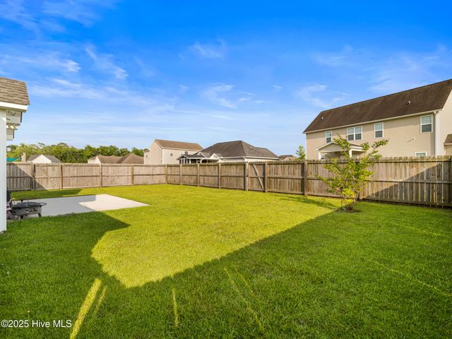 206 Riverstone Court, Jacksonville, NC 28546