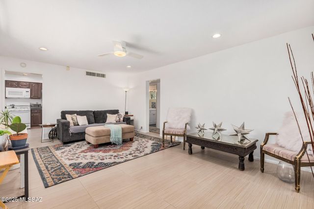 1130 E Spring Street, Tucson, AZ 85719