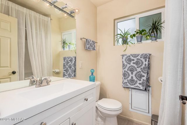 1130 E Spring Street, Tucson, AZ 85719