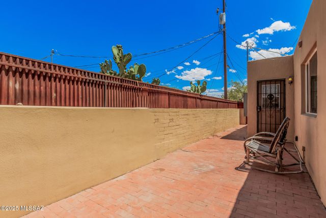 1130 E Spring Street, Tucson, AZ 85719
