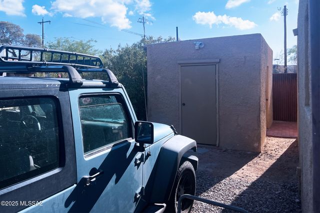 1130 E Spring Street, Tucson, AZ 85719