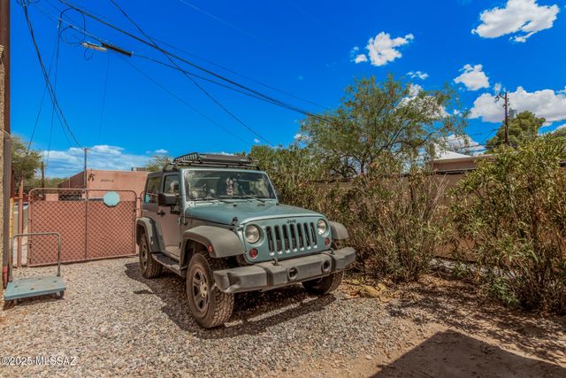 1130 E Spring Street, Tucson, AZ 85719