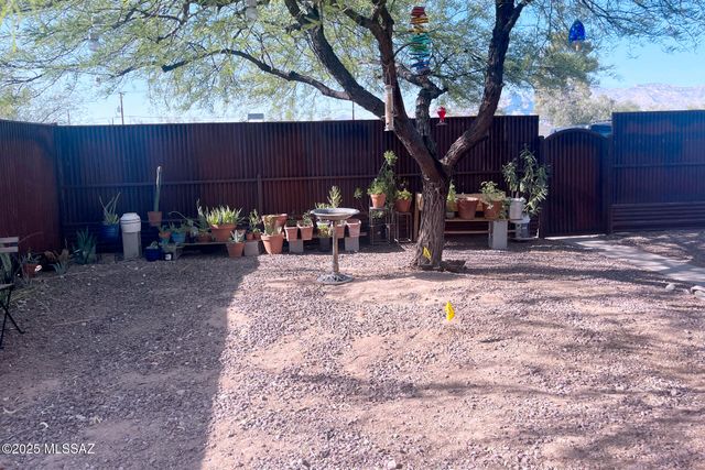 1130 E Spring Street, Tucson, AZ 85719