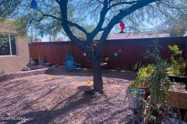 1130 E Spring Street, Tucson, AZ 85719