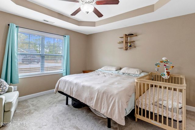 415 Ridgeway Drive, Sneads Ferry, NC 28460