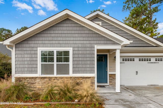 415 Ridgeway Drive, Sneads Ferry, NC 28460