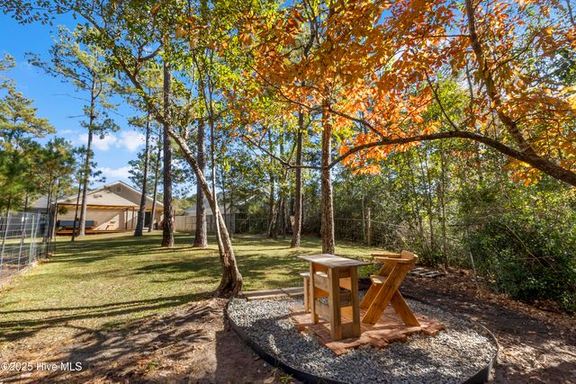 415 Ridgeway Drive, Sneads Ferry, NC 28460