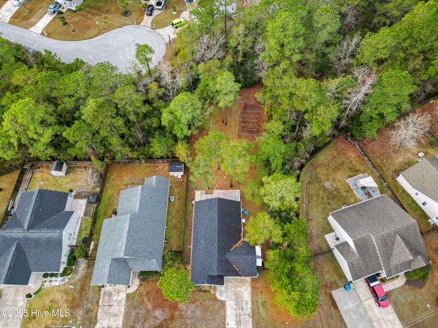 415 Ridgeway Drive, Sneads Ferry, NC 28460