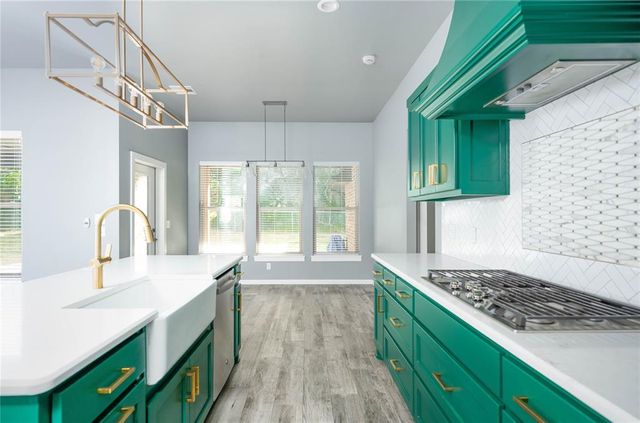 224 N Richard Terrace, Mustang, OK 73064