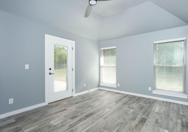 224 N Richard Terrace, Mustang, OK 73064