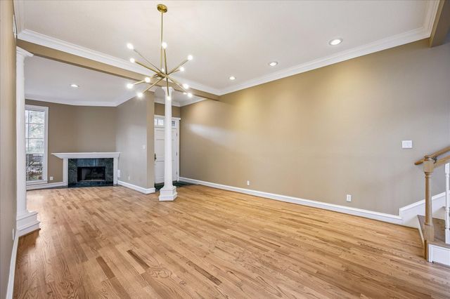 2123 Peckham Street, Houston, TX 77019