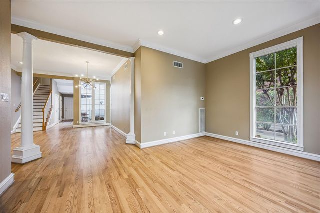 2123 Peckham Street, Houston, TX 77019