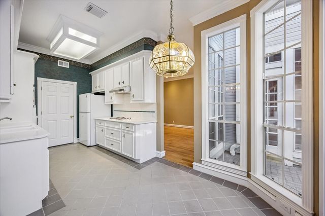 2123 Peckham Street, Houston, TX 77019