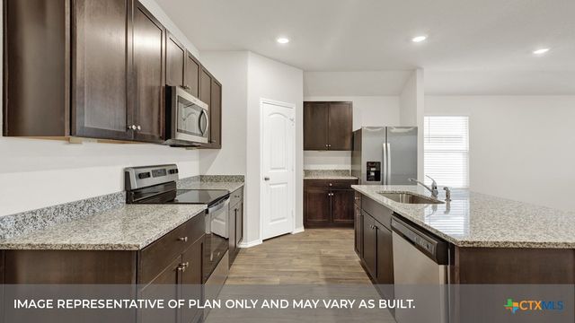 327 BOATMAN Cove, Seguin, TX 78155