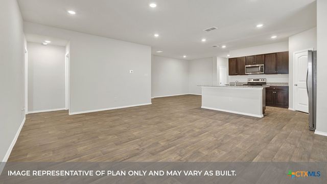 327 BOATMAN Cove, Seguin, TX 78155