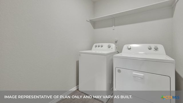327 BOATMAN Cove, Seguin, TX 78155