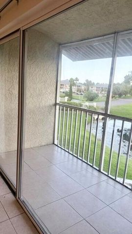 1520 SE Royal Green Circle 206, Port St. Lucie, FL 34952