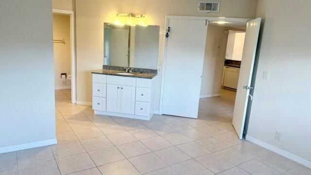 1520 SE Royal Green Circle 206, Port St. Lucie, FL 34952