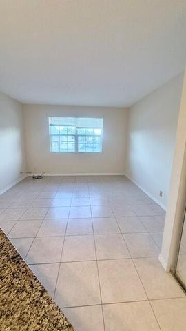 1520 SE Royal Green Circle 206, Port St. Lucie, FL 34952