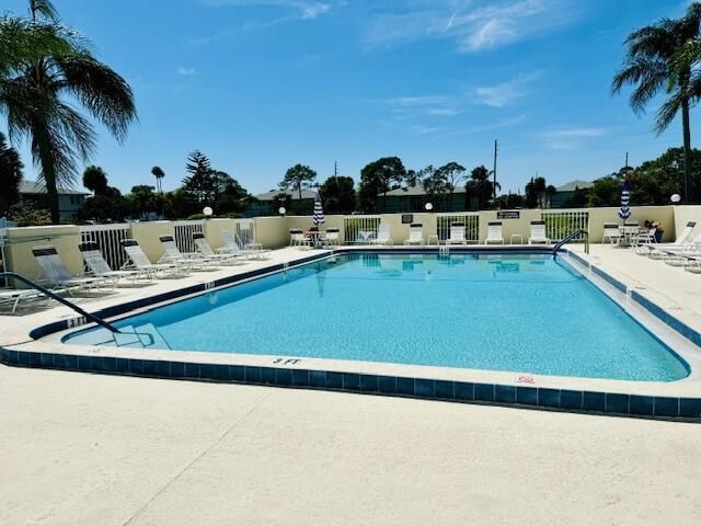 1520 SE Royal Green Circle 206, Port St. Lucie, FL 34952