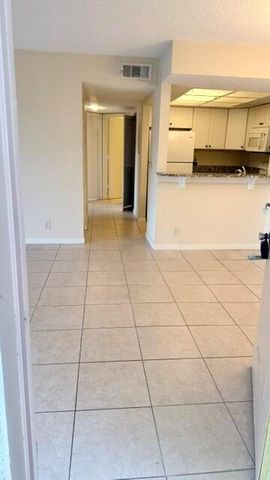 1520 SE Royal Green Circle 206, Port St. Lucie, FL 34952