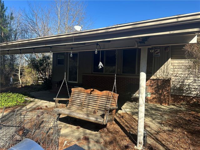 727 Westminster Highway, Westminster, SC 29693