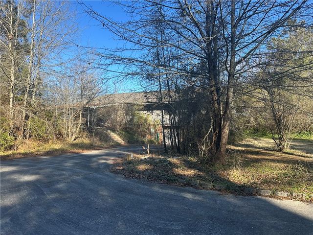 727 Westminster Highway, Westminster, SC 29693