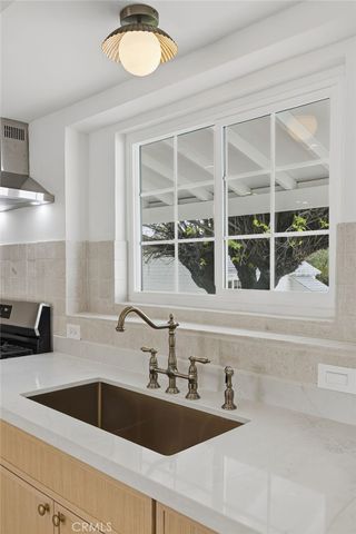 10315 Amboy Avenue, Pacoima, CA 91331