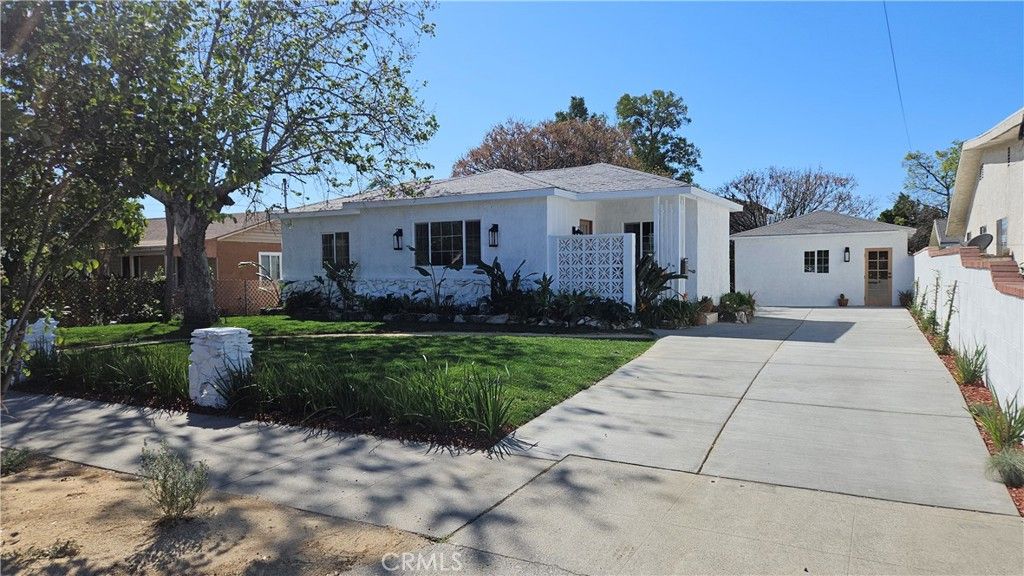 10315 Amboy Avenue, Pacoima, CA 91331