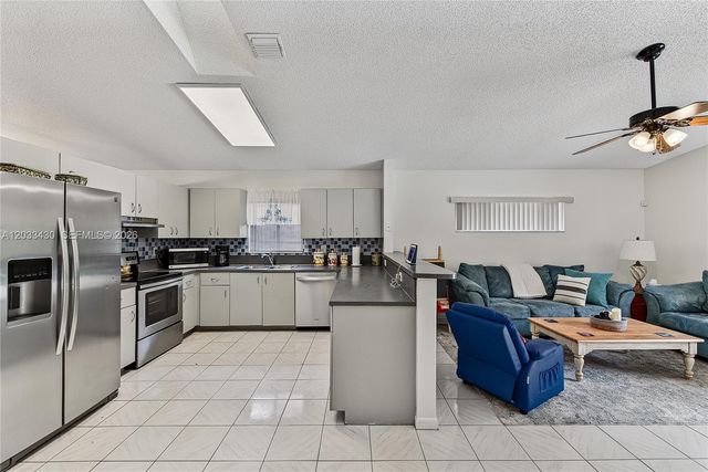 3623 NW 59th Street, Coconut Creek, FL 33073