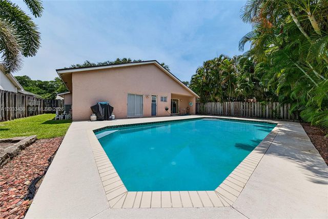 3623 NW 59th Street, Coconut Creek, FL 33073