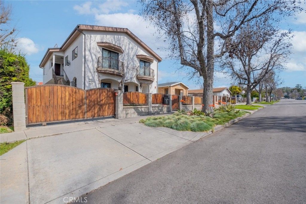 4441 Alumni Avenue, Los Angeles, CA 90041