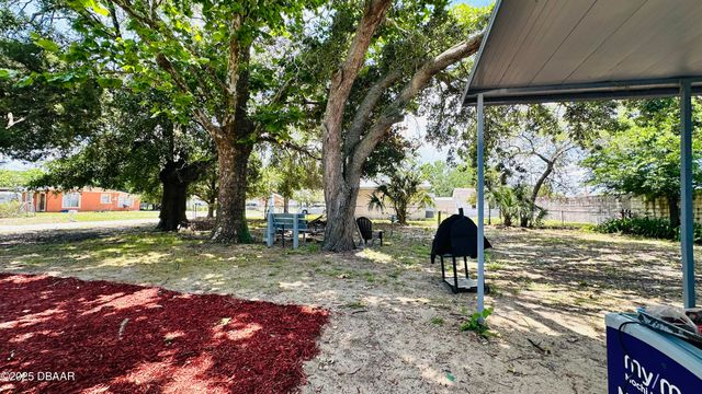 1228 Leon Lane, Daytona Beach, FL 32117